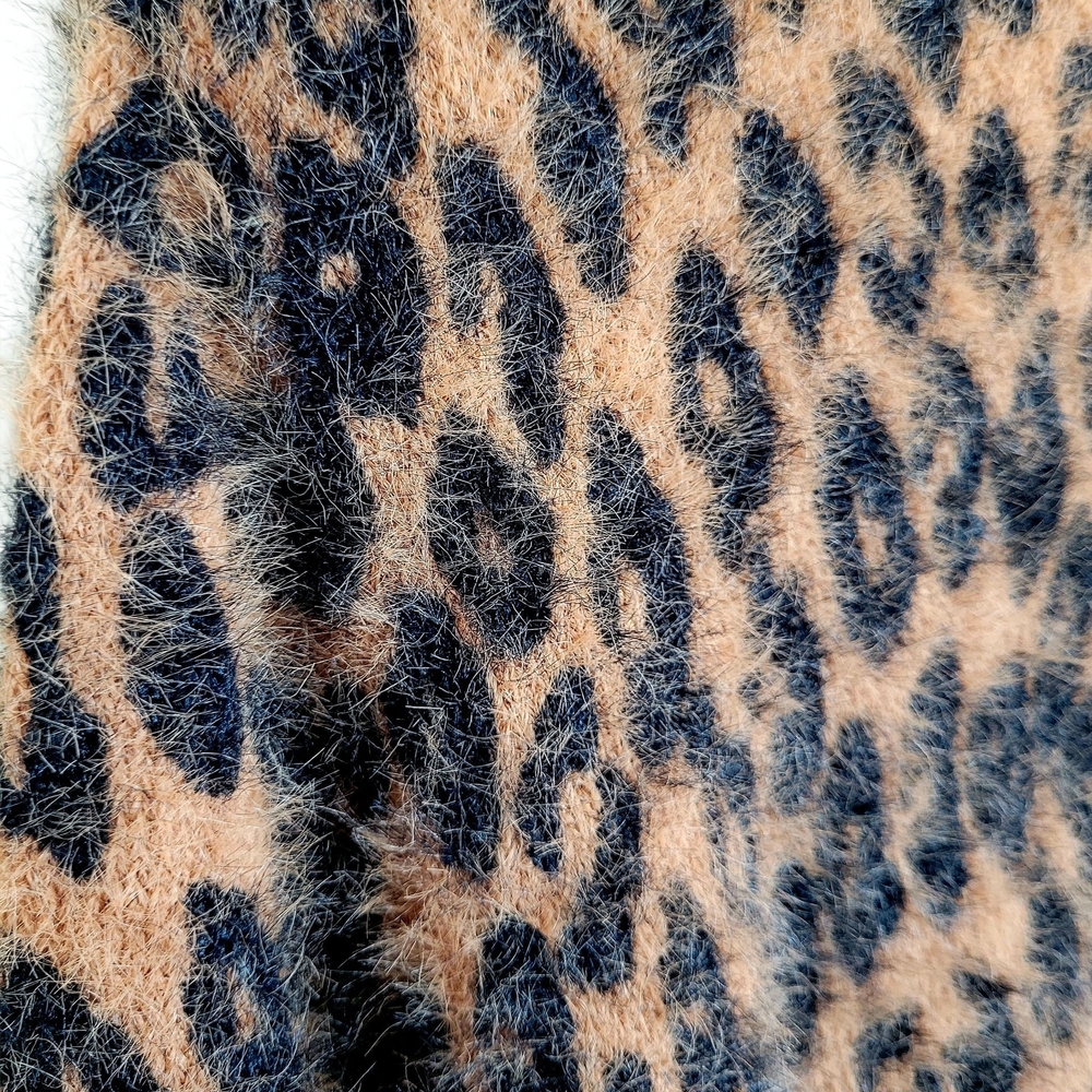 PILCRO x ANTHROPOLOGIE Leopard Print Eyelash Cropped Drapey Sweater Small - Picture 6 of 11